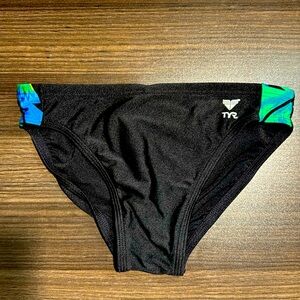 Men’s TYR - Angle Splice Racer - size 32